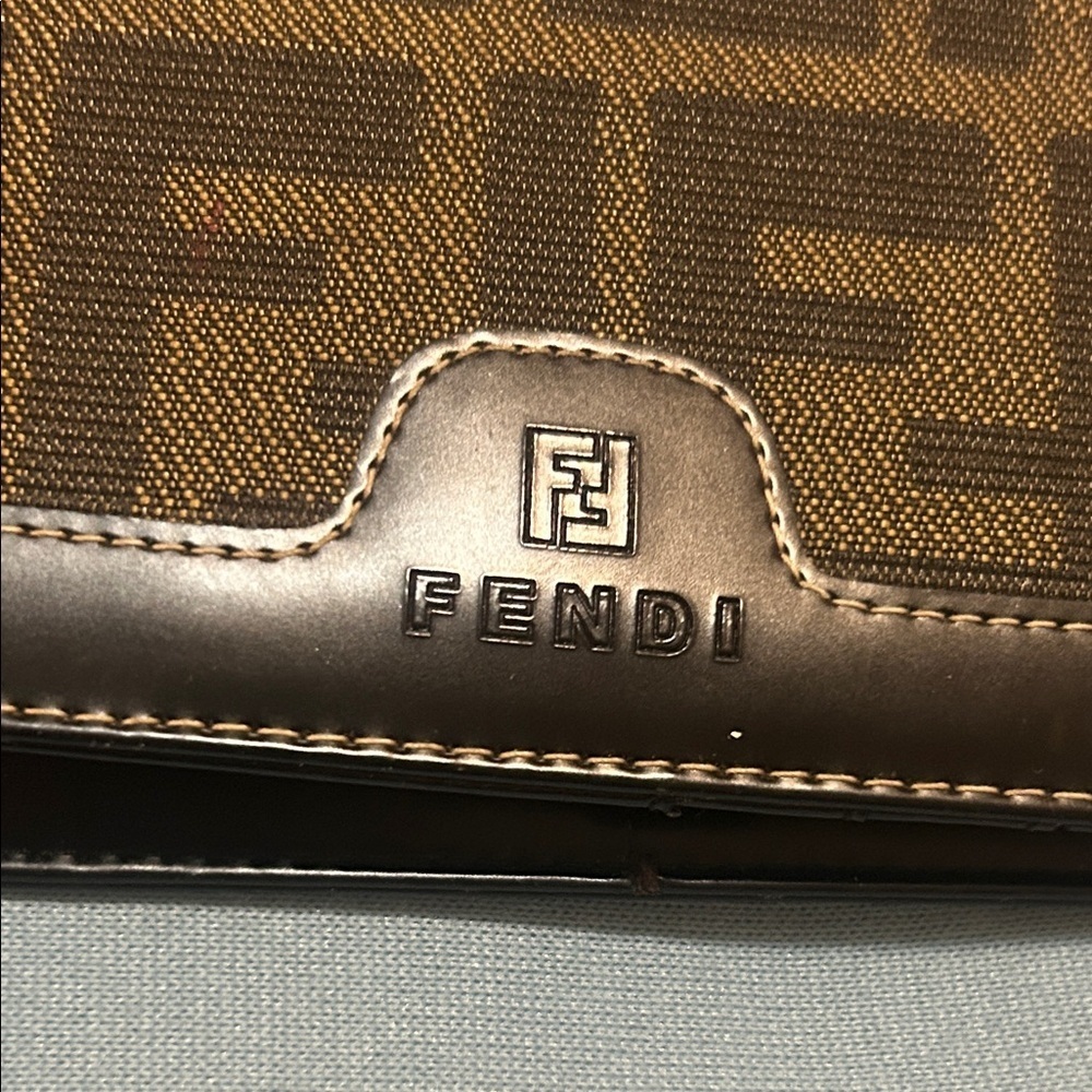 Luxury Designer Inspired Black and Brown Logo Clutch Wallet - Picture 2 of 10